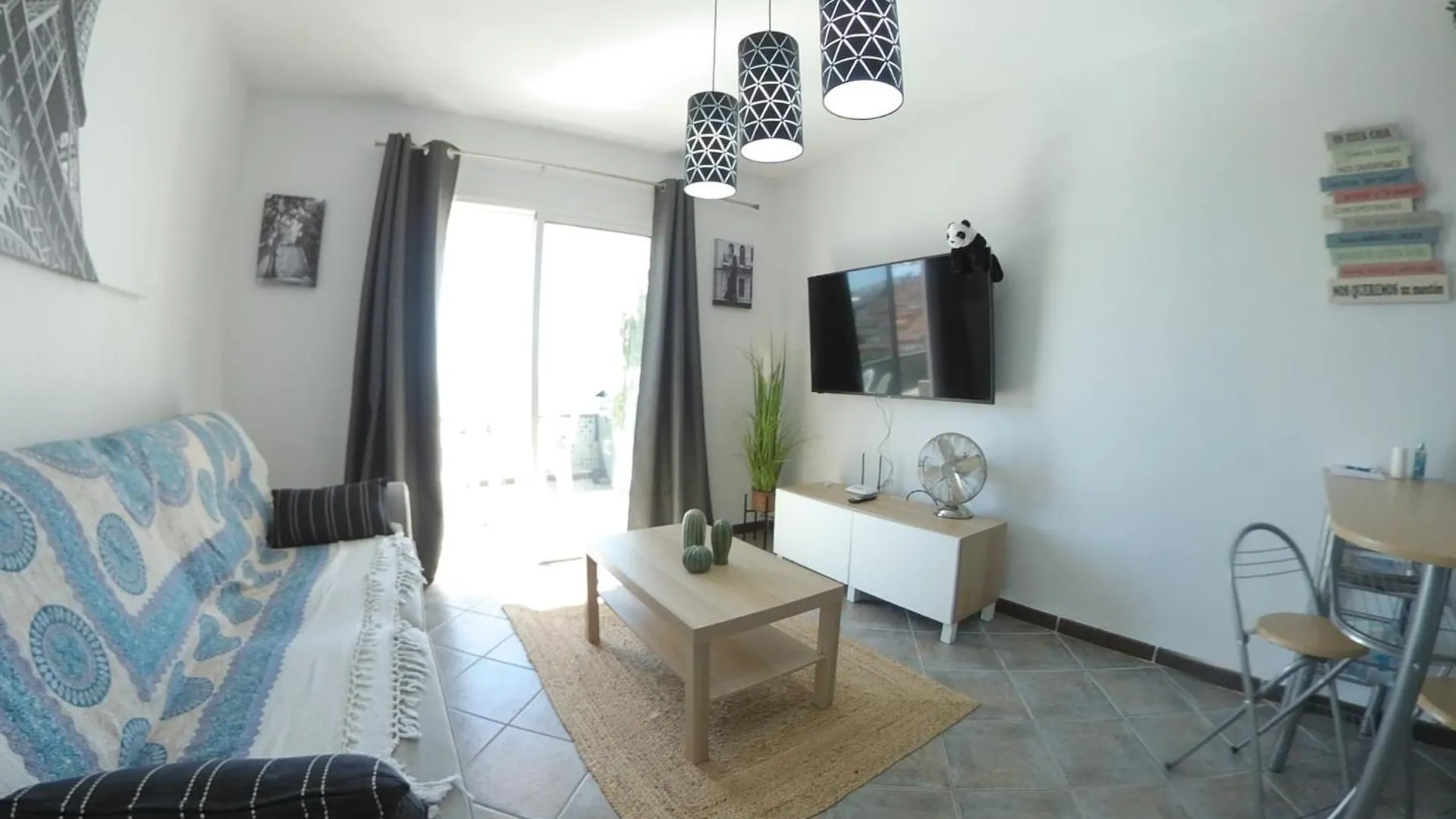 180 Seaview 1 Bedroom Flat With Swimming Pool Costa Adeje Daire